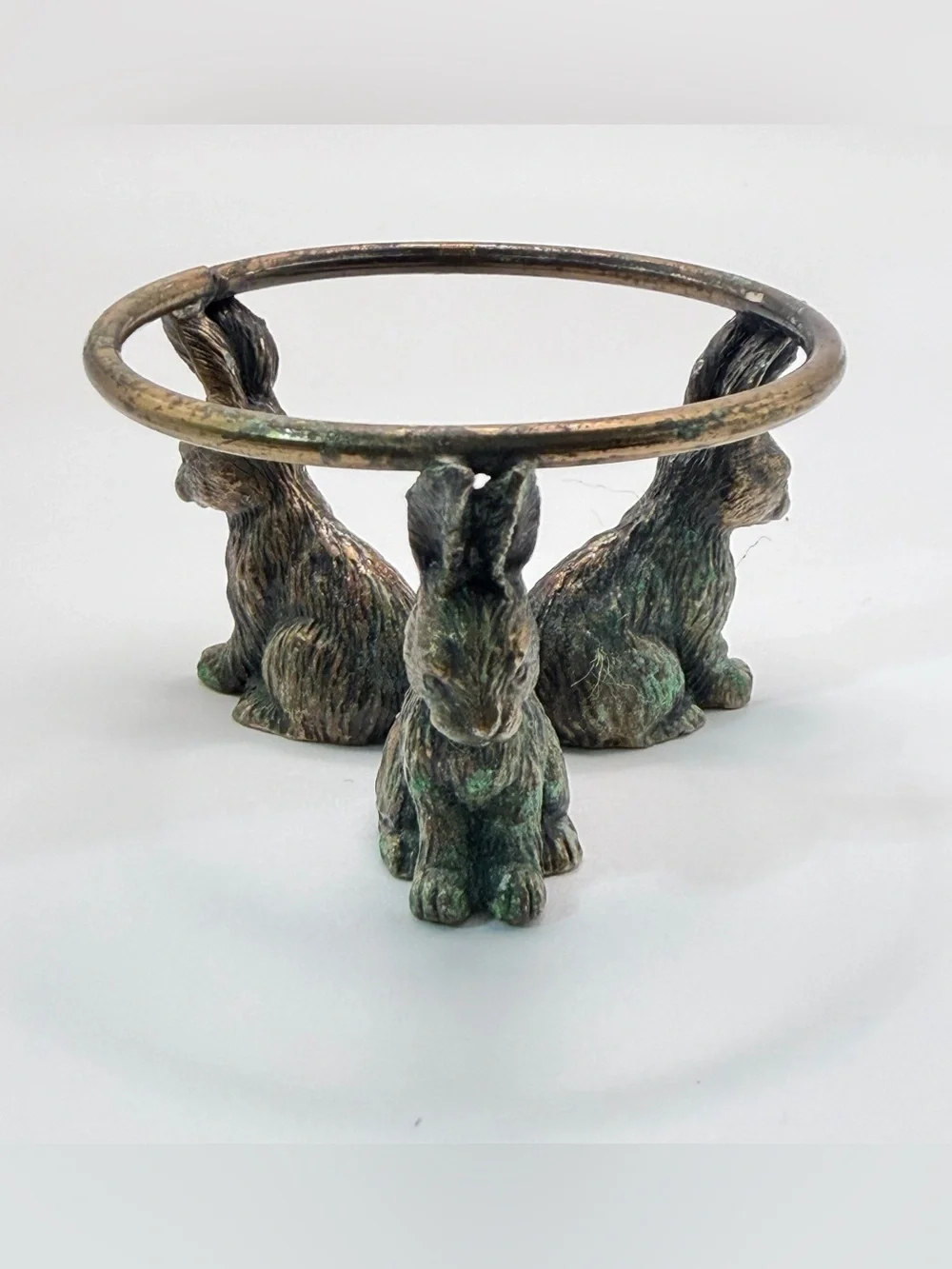 Vintage Pewter 3 Rabbit Bunny Sphere Crystal Ball Egg Display Stand Patina